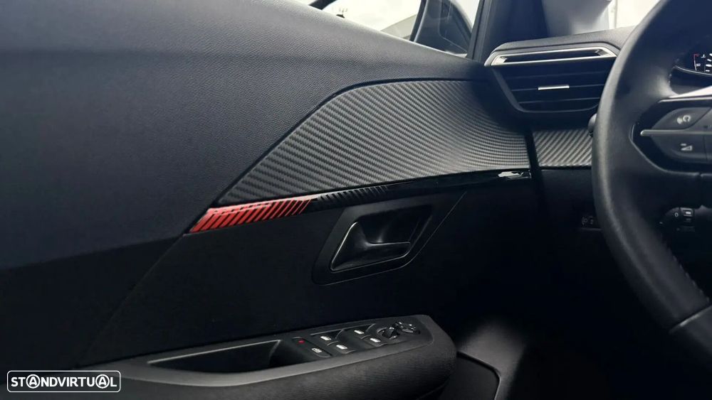 Peugeot 208 1.2 PureTech Active Pack - 17