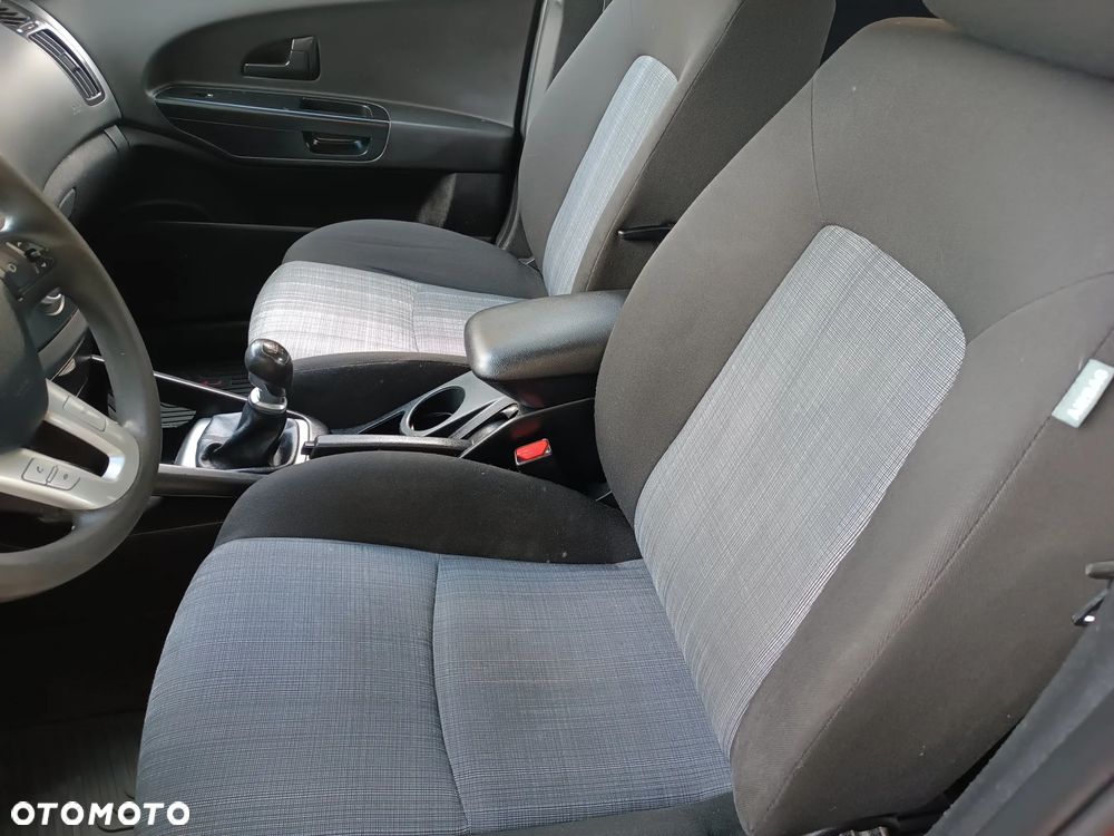 Kia Ceed 1.4 CVVT Edition 7 - 9