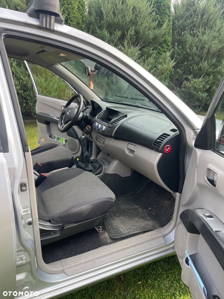 Mitsubishi L200 - 8