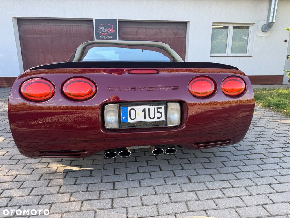 Chevrolet Corvette - 6