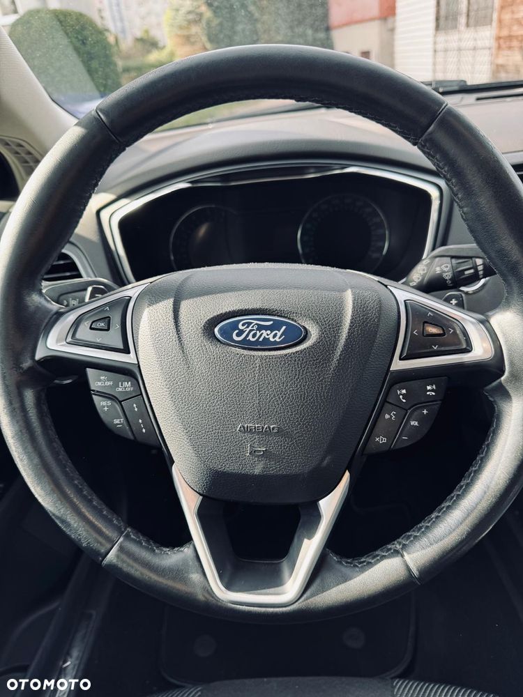 Ford Mondeo ver-2-0-tdci-titanium-powershift - 11