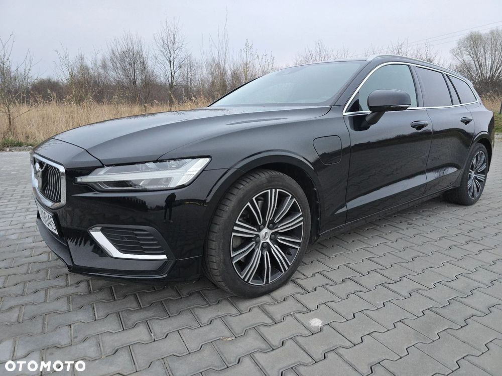 Volvo V60 T6 AWD Plug-In Hybrid Essential - 34