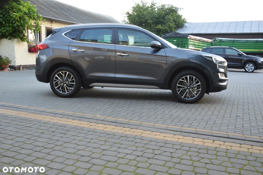 Hyundai Tucson - 8