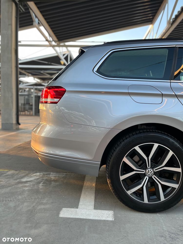 Volkswagen Passat 2.0 TDI SCR Comfortline - 18