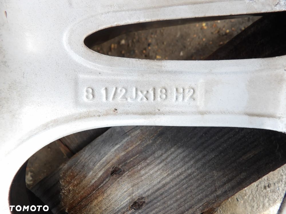 BMW - F30,F31,F32,E90 - KOMPLET ALUMINIWYCH FELG - M PAKIET - 8jX18H2  IS34 - 8,5jX18H2  IS47 - 7845880  7845881 - 8