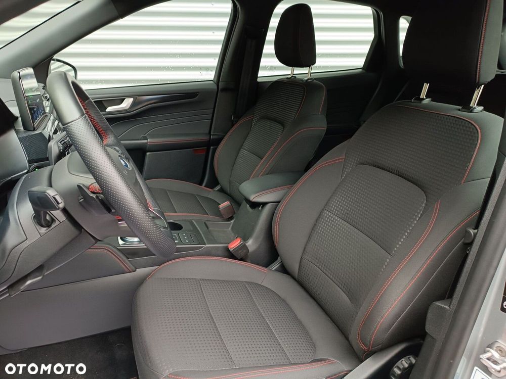 Ford Kuga 2.0 EcoBlue AWD ST-Line - 28