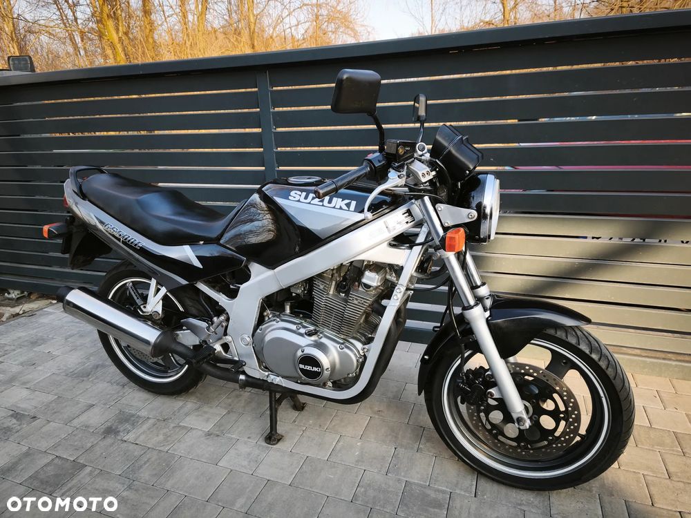 Suzuki GS - 12