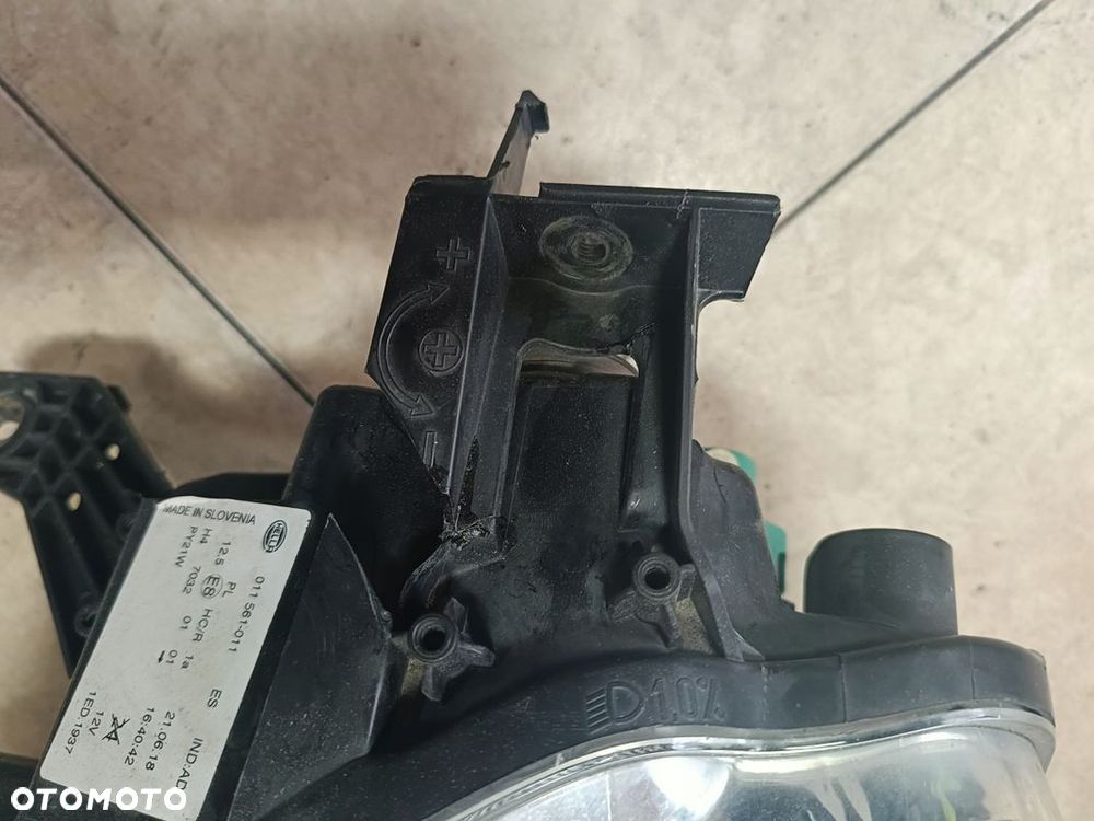RENAULT TWINGO III LAMPA PRZÓD LEWA 011561-011 - 4