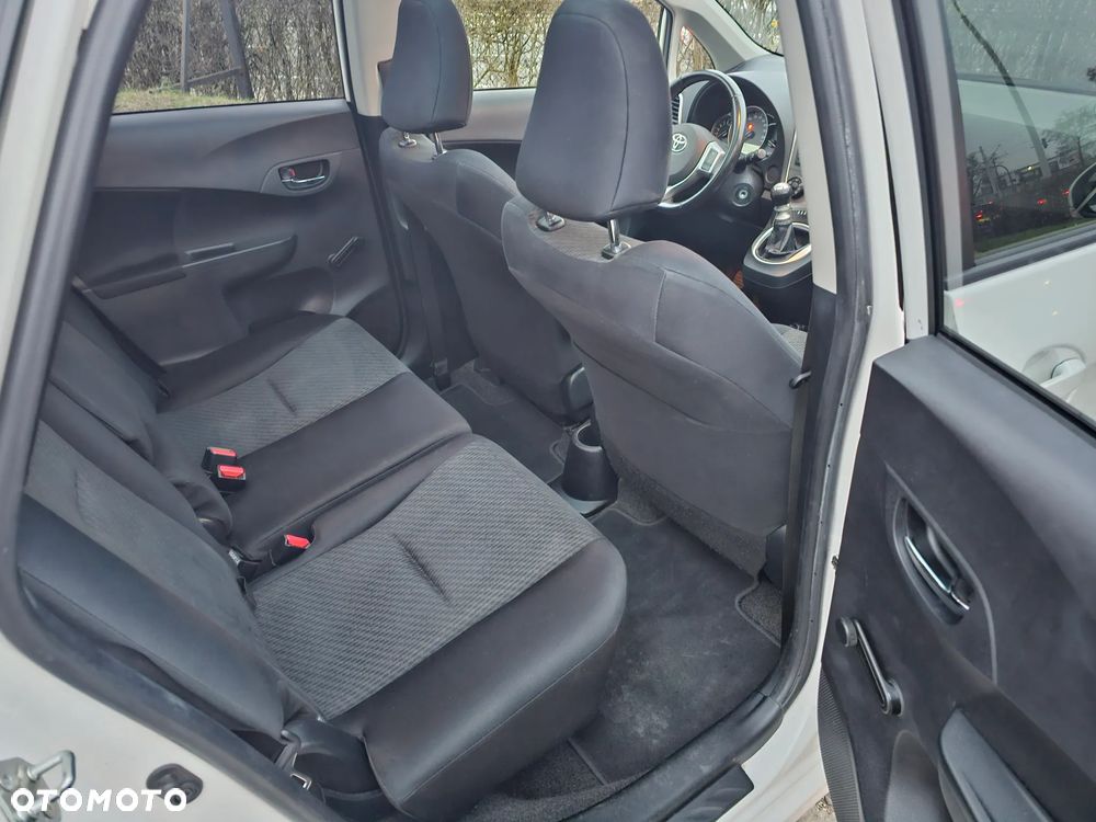 Toyota Verso S 1.33 VVT-i Life - 11