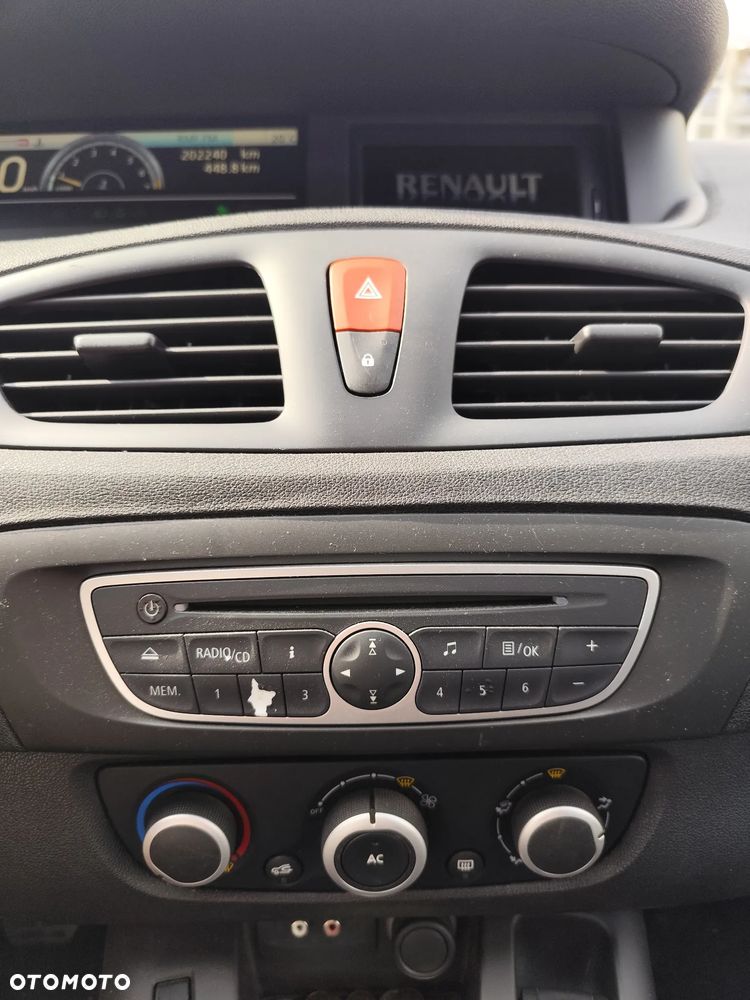 Renault Scenic 1.6 16V 110 TomTom Edition - 6
