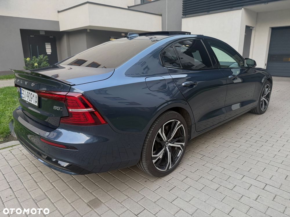 Volvo S60 B5 B AWD Ultimate Dark - 4