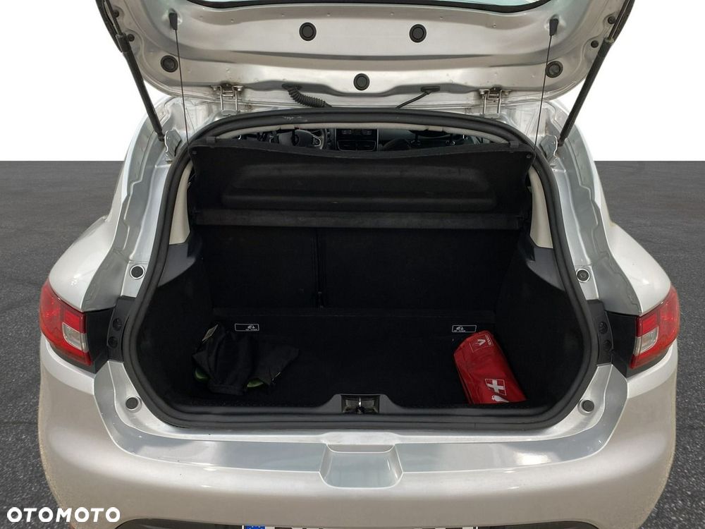 Renault Clio - 14