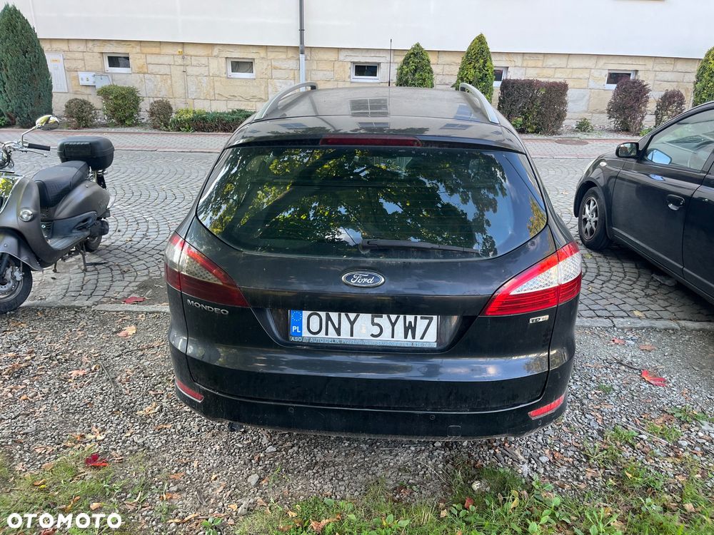 Ford Mondeo 1.8 TDCi Ambiente - 16