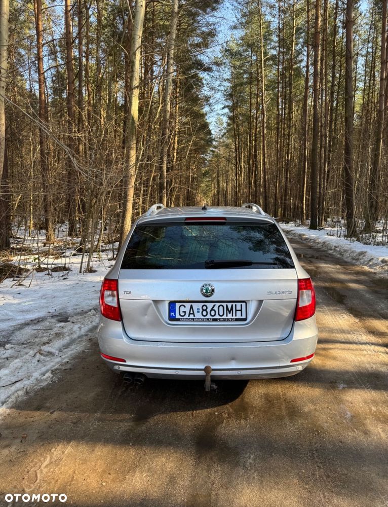 Skoda Superb 2.0 TDI Ambition - 5