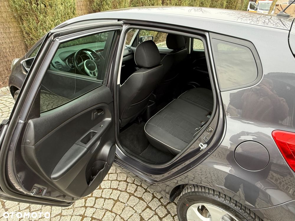 Kia Venga 1.6 CVVT Dream-Team Edition - 24