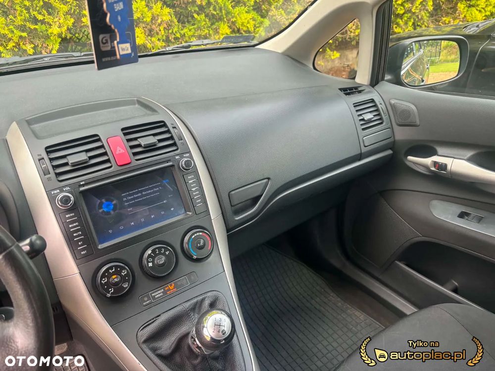Toyota Auris 1.4 D-4D Luna - 13