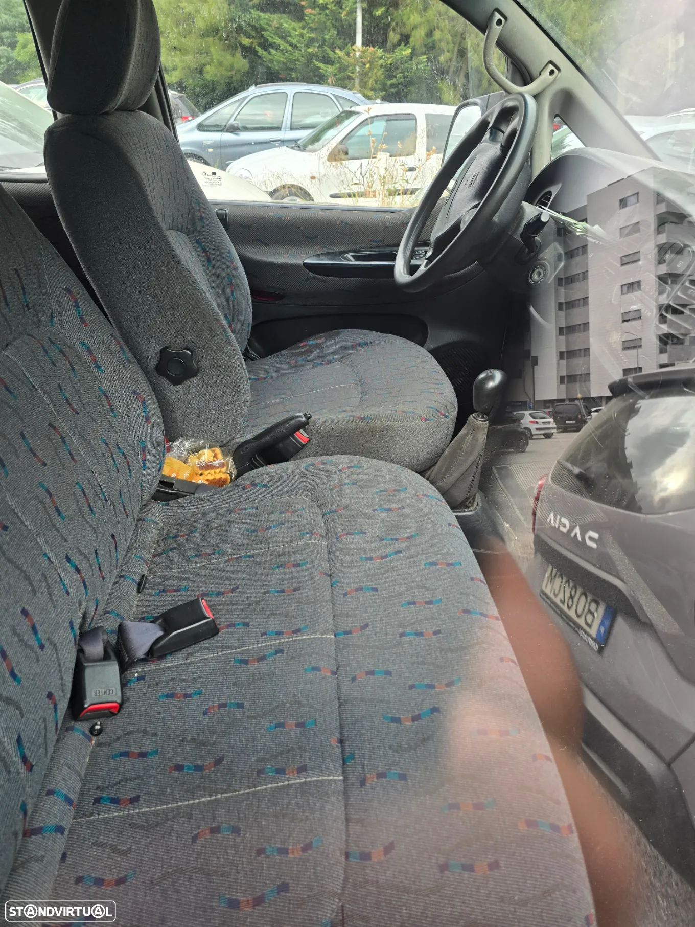 Hyundai H-1 Starex - 3