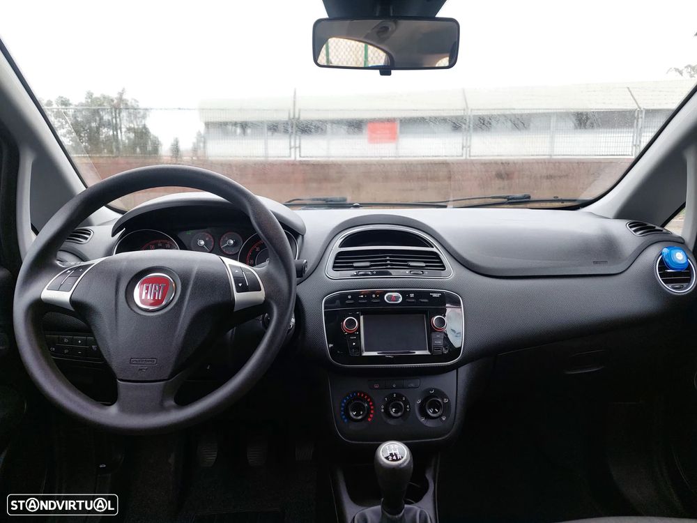 Fiat Punto 1.3 M-Jet Lounge S&S - 16