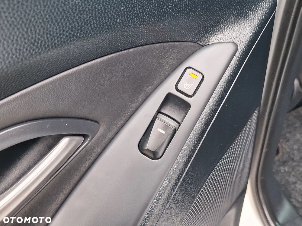 Hyundai ix35 2.0 4WD Premium - 18