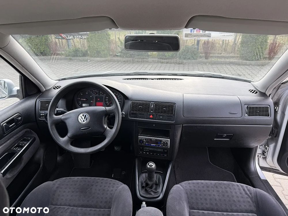 Volkswagen Golf 1.9 TDI Comfortline - 8