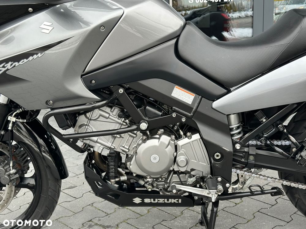Suzuki V-STROM - 33