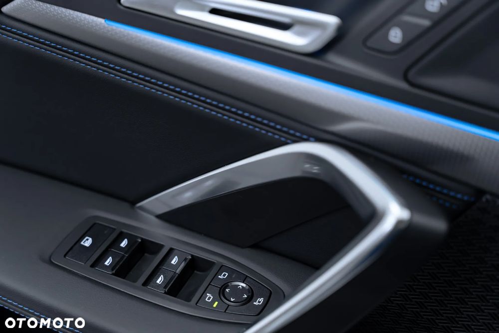 BMW X2 - 25