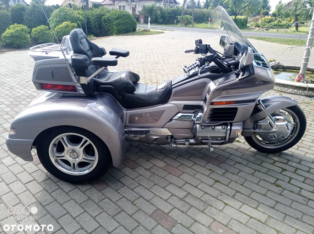 Honda GL - 11