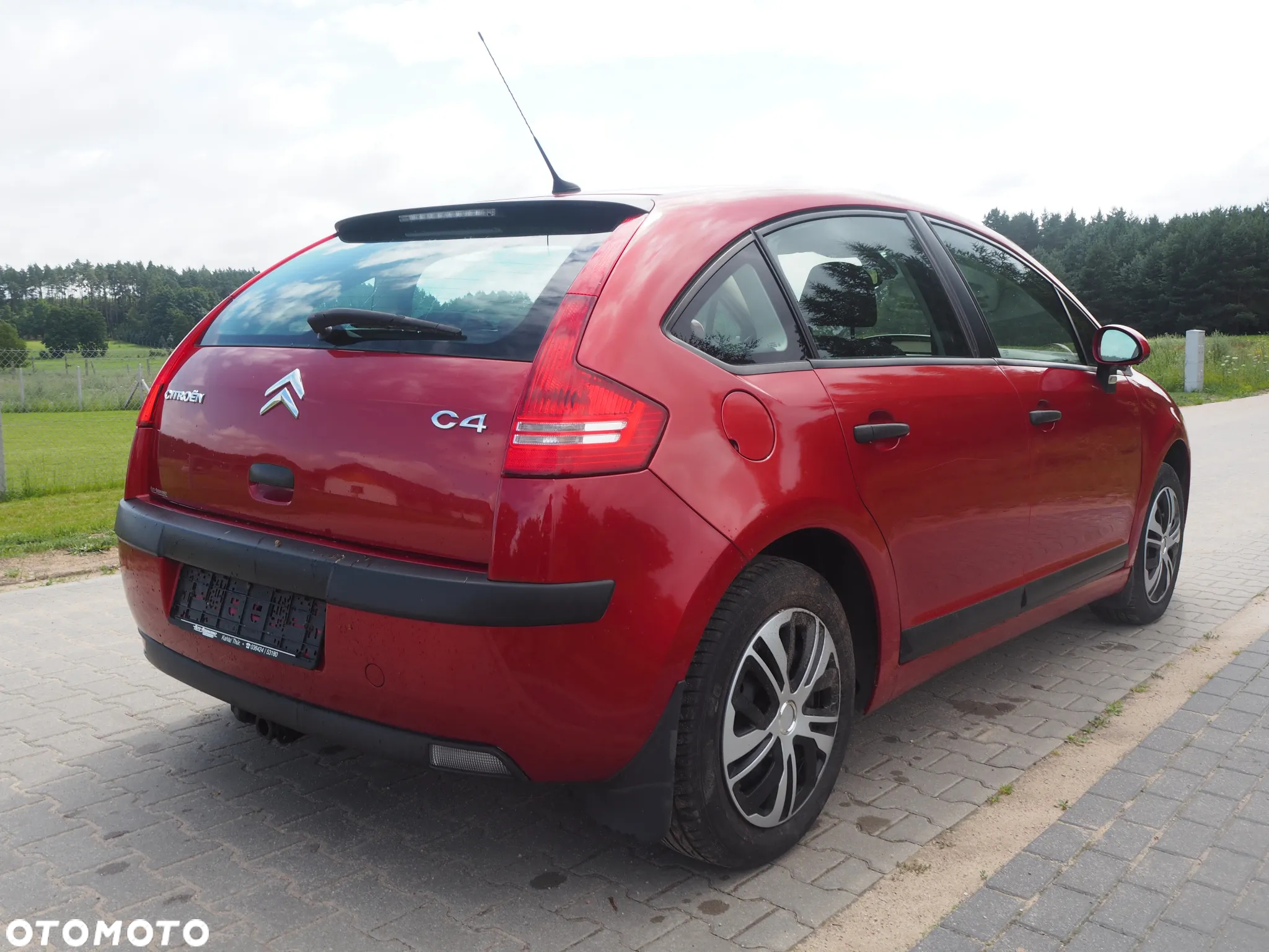 Citroën C4 1.6 16V Confort - 9