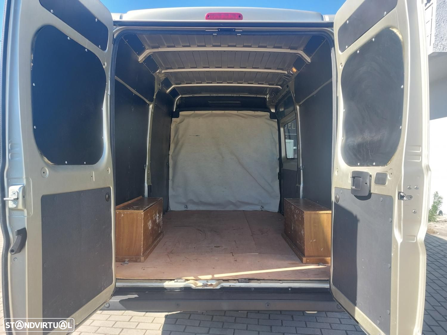 Peugeot Boxer 2.2 BlueHDi 330 L2H2 Premium - 140 cv - IVA Dedutível - 9