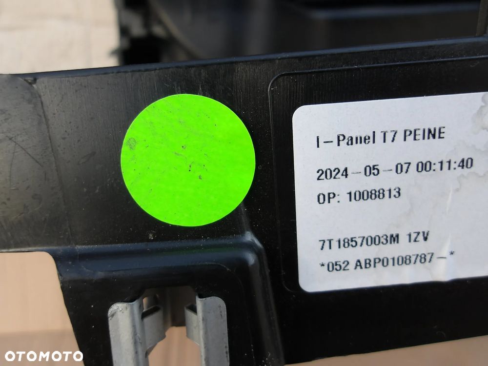DESKA KONSOLA VW T7 7T1857003M - 22