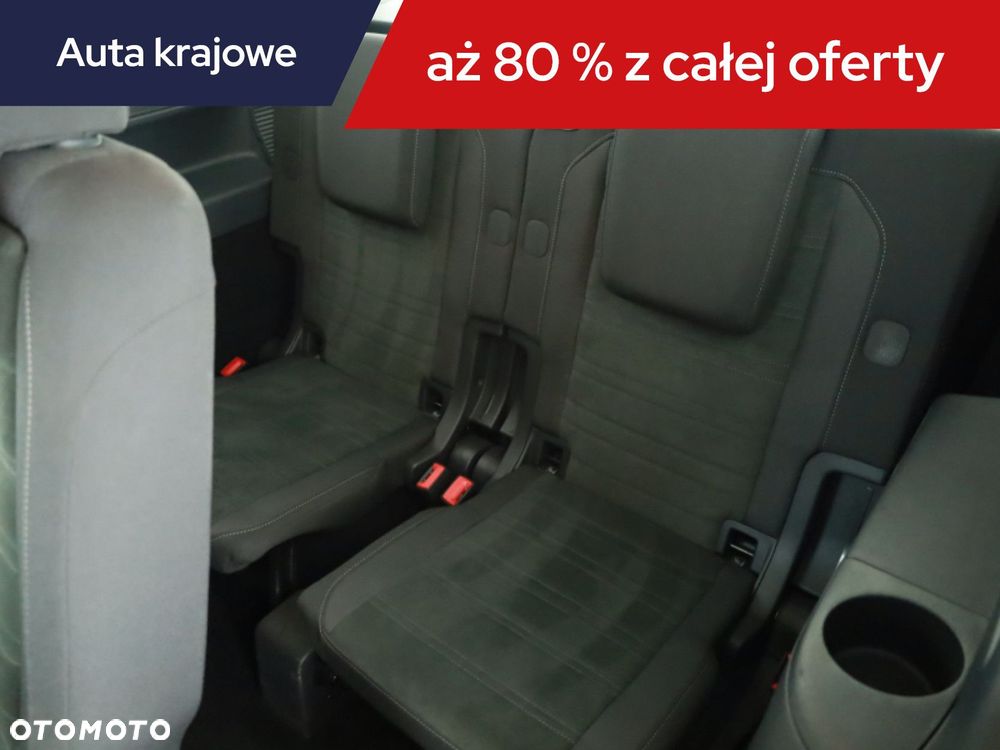 Volkswagen Touran - 20