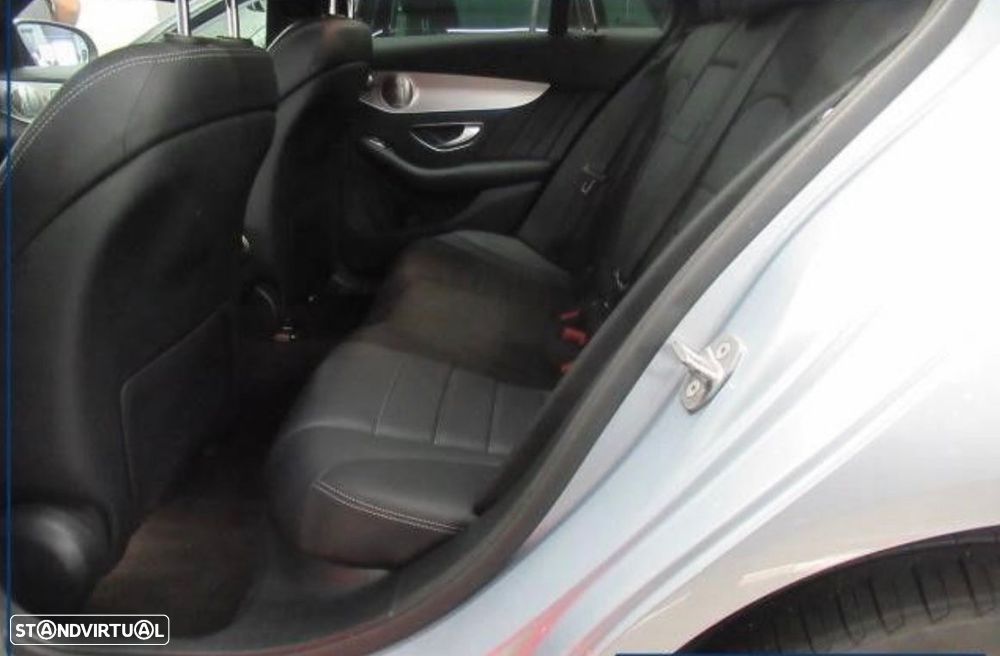 Mercedes-Benz C 220 d Station 9G-TRONIC AMG Line - 2