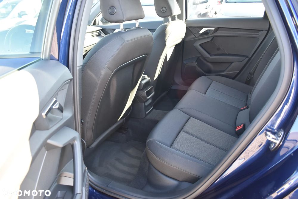 Audi A3 Sportback 30 TDI S tronic - 12