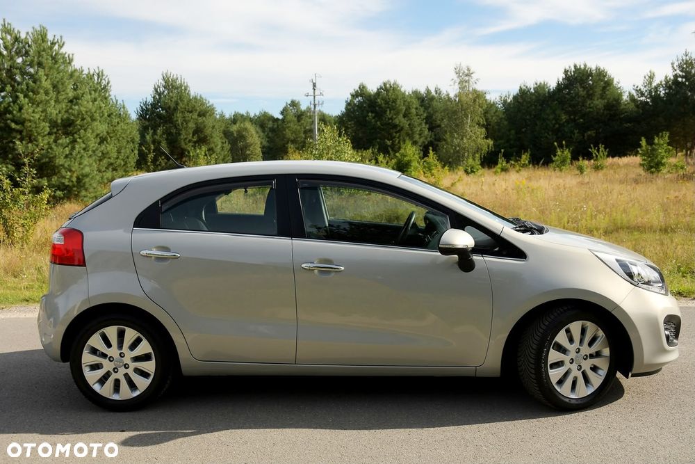 Kia Rio - 5