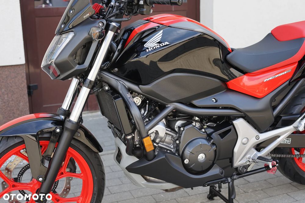 Honda NC - 30