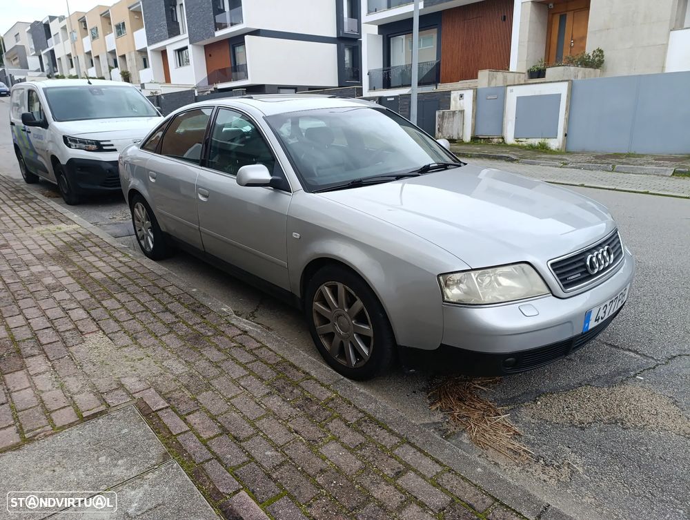 Audi A6 2.5 TDI V6 quattro - 2