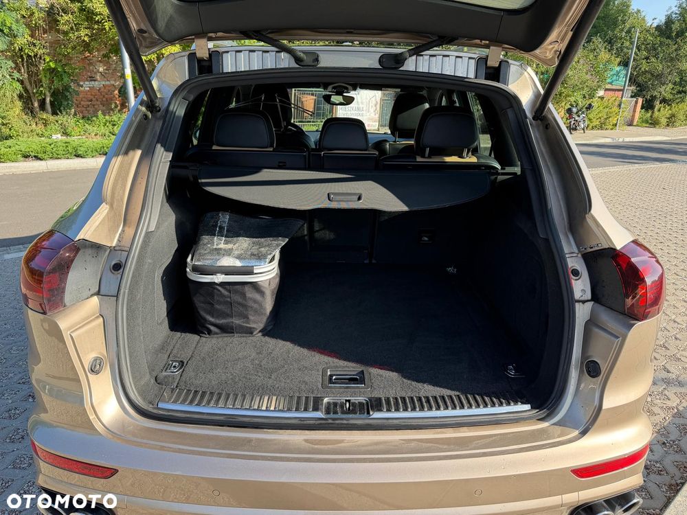 Porsche Cayenne S Diesel - 15