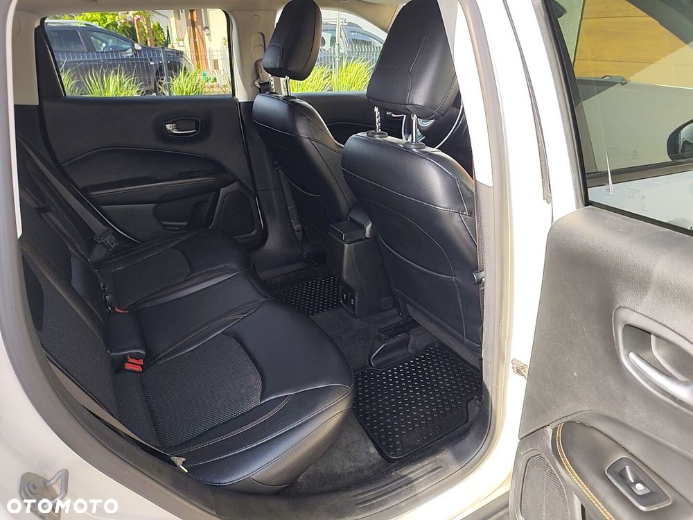 Jeep Compass 2.0 MJD Limited 4WD S&S - 29