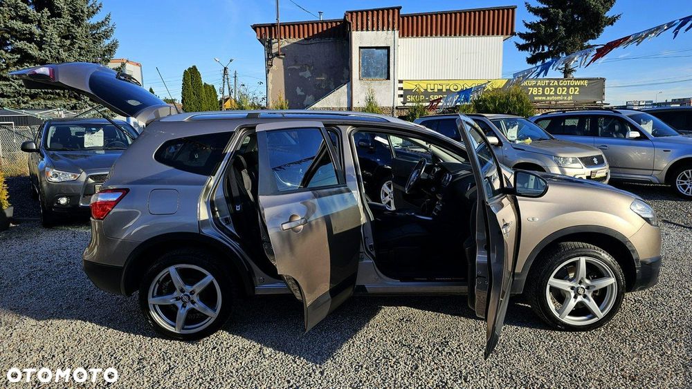 Nissan Qashqai+2 - 18