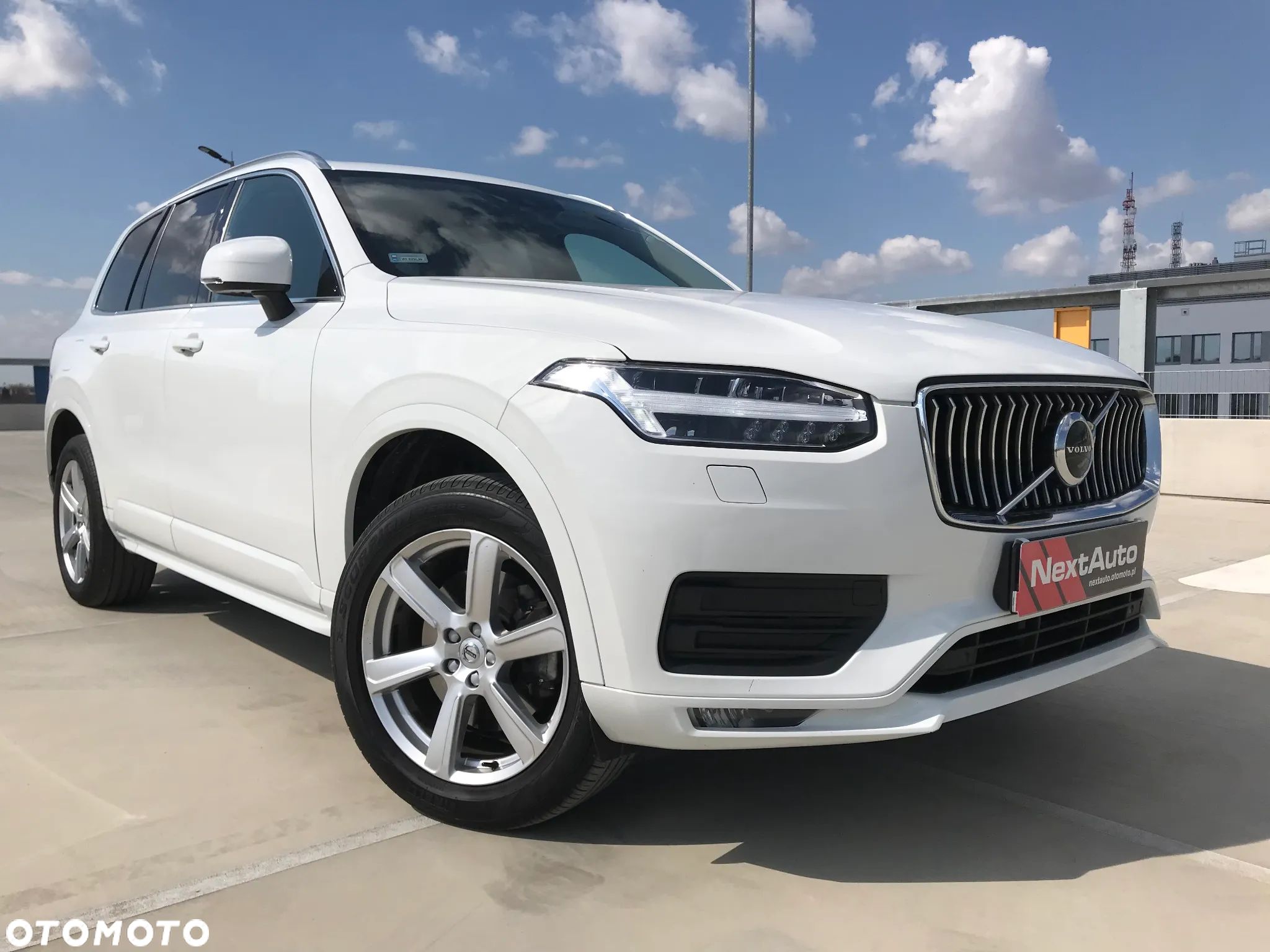 Volvo XC 90 - 1
