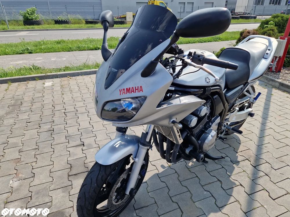 Yamaha FZS - 3