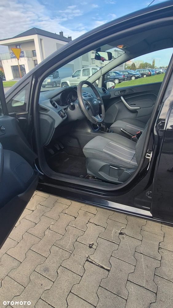 Ford Fiesta - 14
