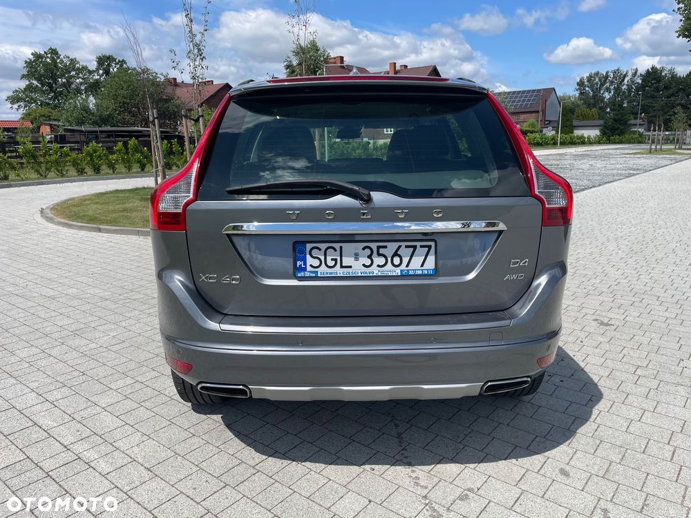 Volvo XC 60 D4 AWD Momentum - 6