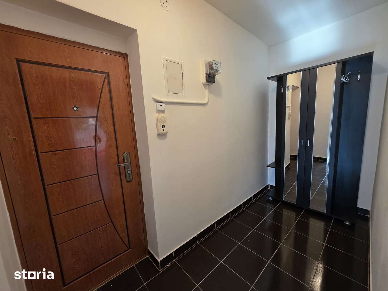 Apartament 2 camere decomandat, 40 mp utili, etaj 1,zonă Progresu–Deva — fotografia 2
