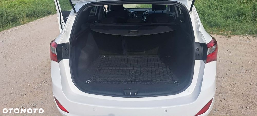 Hyundai i30 1.4 Classic + - 8