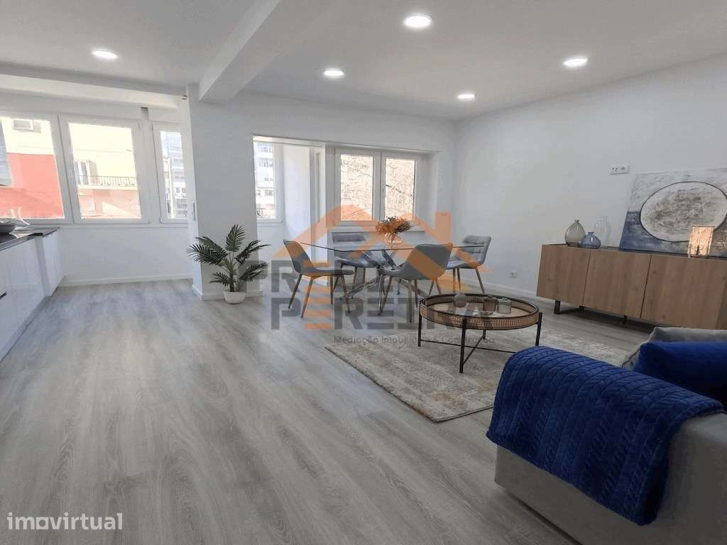 T3 remodelado, situado em Benfica. - Grande imagem: 3/20
