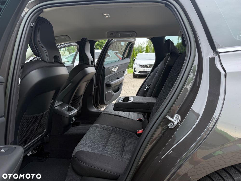 Volvo V60 B4 B Core - 31