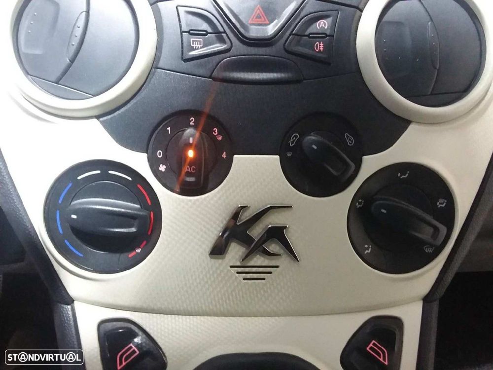 COMANDO SOFAGEM/AR CONDICIONADO FORD KA (CCU) TREND + - 5