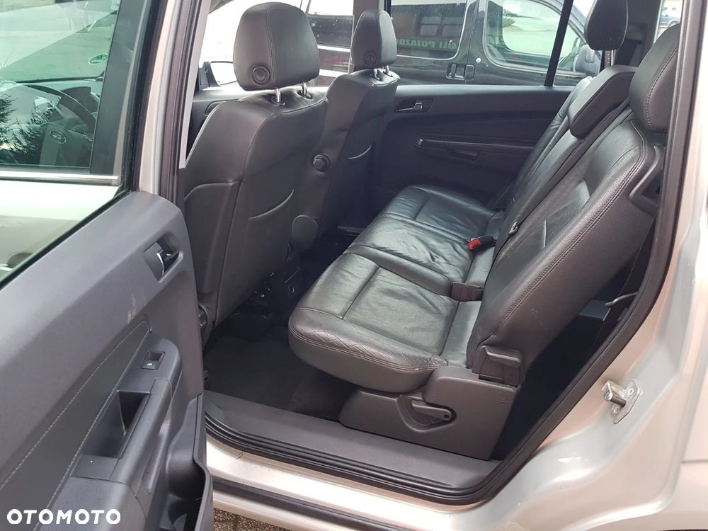 Opel Zafira 2.2 Cosmo - 13