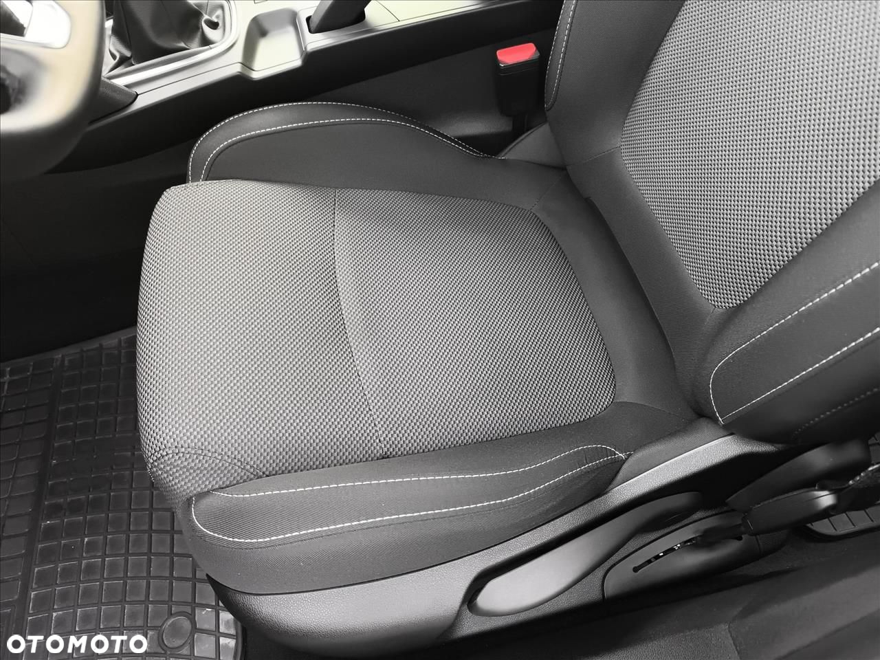 Renault Megane 1.3 TCe FAP Zen - 13